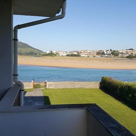 Chalet En Playa Robayera *