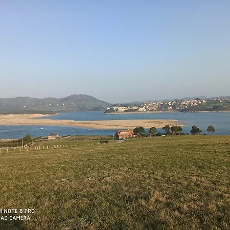 Chalet En Playa Robayera Holiday home Mogro