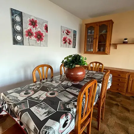 Casa de Férias En Playa Robayera